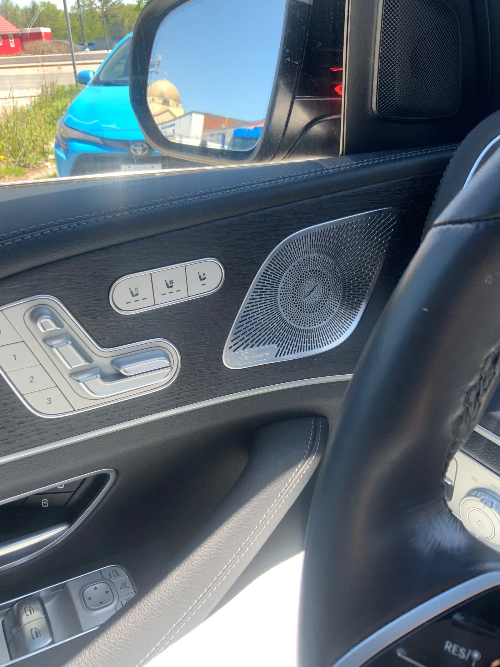 Mercedes-Benz GLE 350 ДИСТРОНИК * ОБДУХВАНЕ * ПАНОРАМА * BURMESTER, снимка 9 - Автомобили и джипове - 54755819