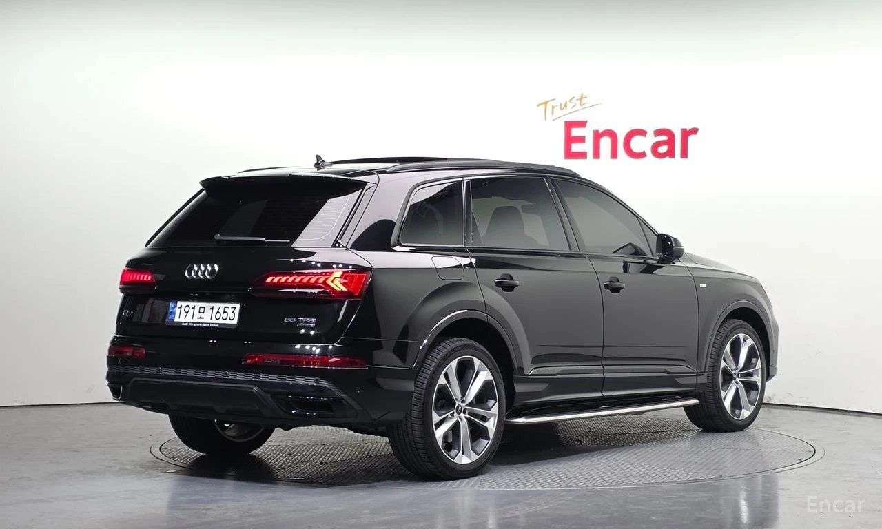 Audi Q7 ДИСТРОНИК * ОБДУХВАНЕ * HEAD-UP * B&O, снимка 3 - Автомобили и джипове - 55155673