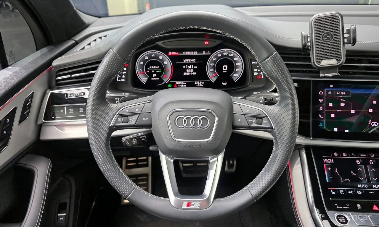 Audi Q7 ДИСТРОНИК * ОБДУХВАНЕ * HEAD-UP * B&O, снимка 15 - Автомобили и джипове - 55155673