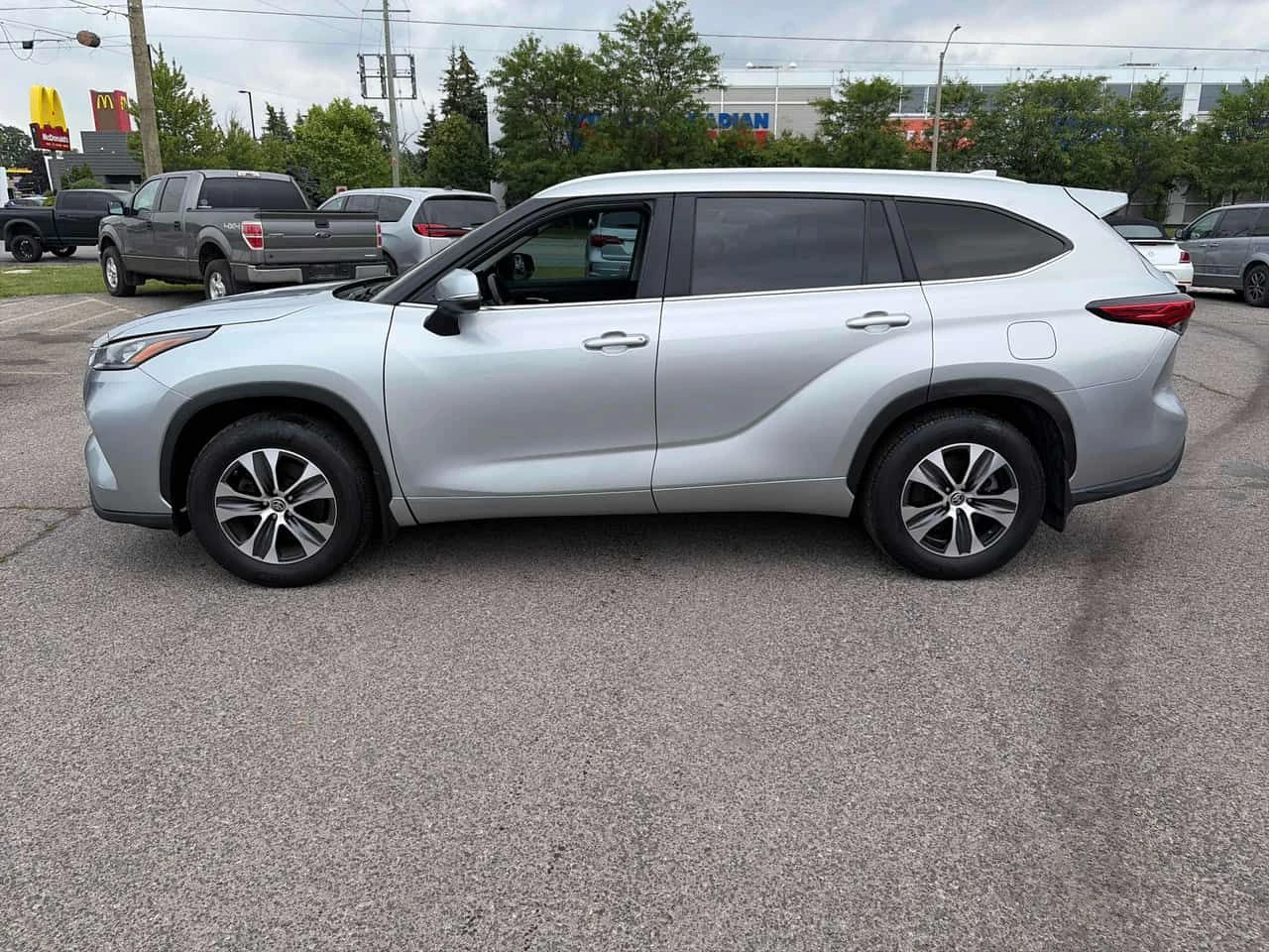 Toyota Highlander * AWD * CARFAX * ЦЕНА ДО БГ, снимка 11 - Автомобили и джипове - 55164141