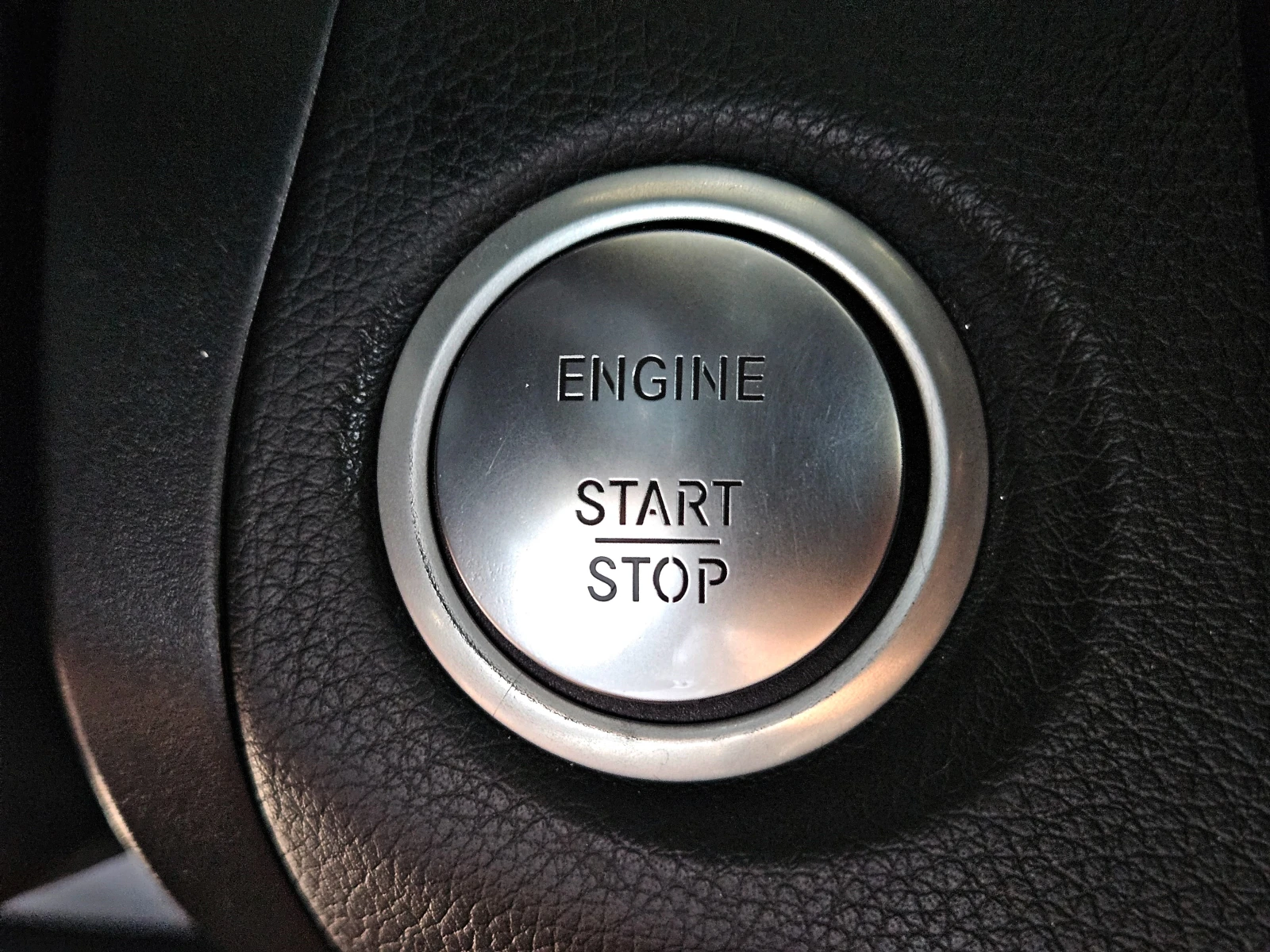 Mercedes-Benz GLC 250 AMG/GERMANY/CAMERA/AIRMATIC/KEYLESS/AUTO HOLD/LIZI, снимка 13 - Автомобили и джипове - 55477404