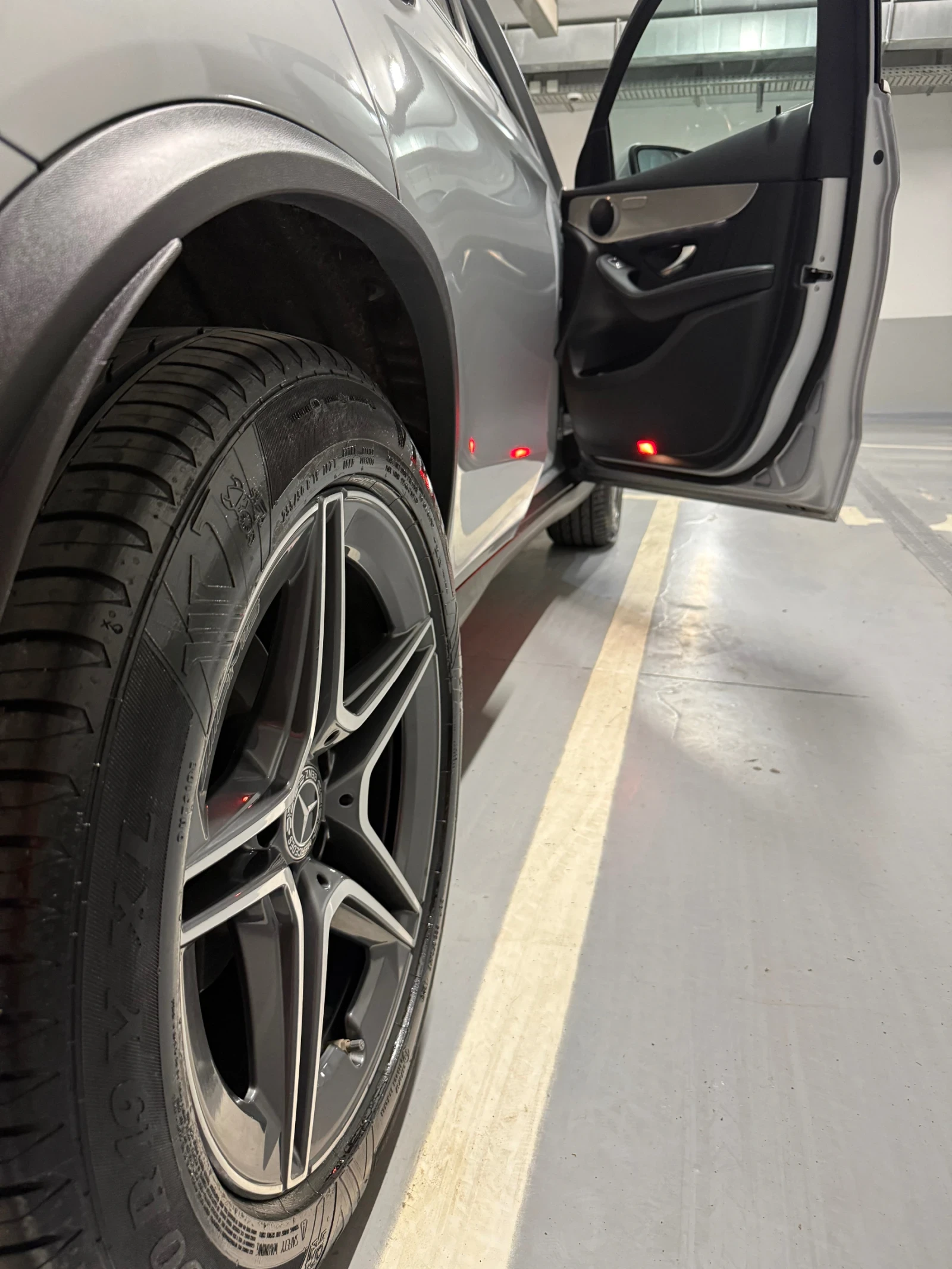 Mercedes-Benz GLC 220, снимка 15 - Автомобили и джипове - 55717133