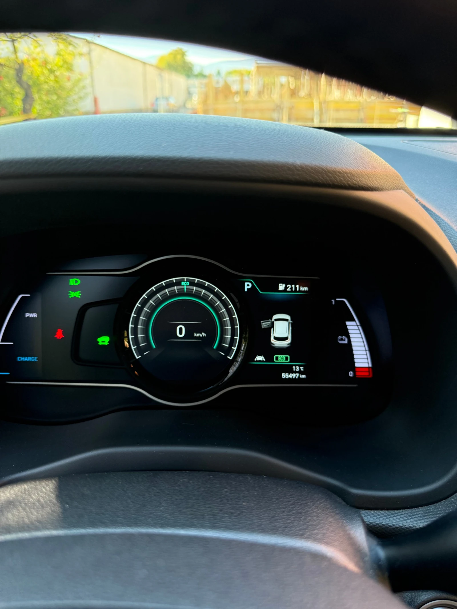 Hyundai Kona 42kw, снимка 9 - Автомобили и джипове - 56323999