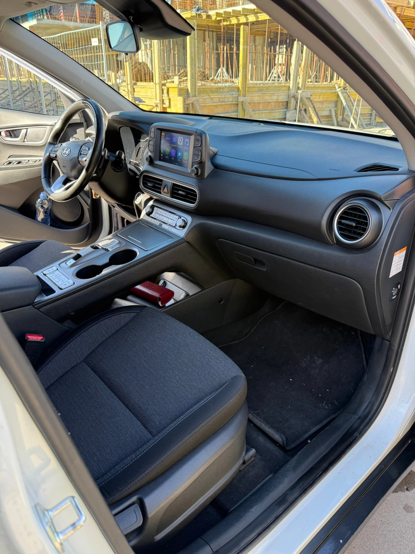 Hyundai Kona 42kw, снимка 6 - Автомобили и джипове - 56323999