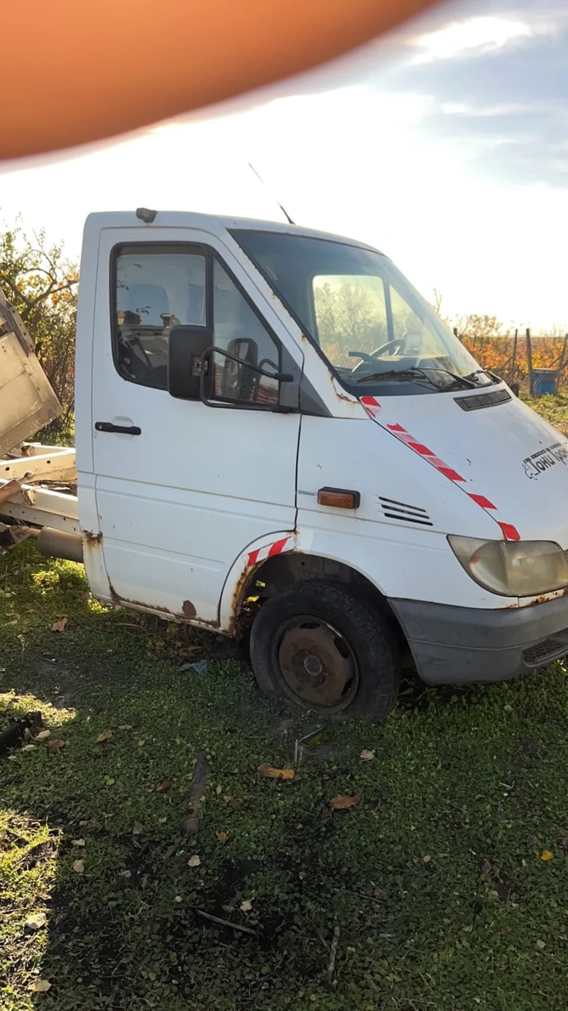 Mercedes-Benz Sprinter 413 На Части, снимка 2 - Бусове и автобуси - 48335062