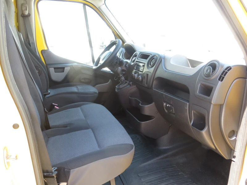 Renault Master 2.3 DCI Фургон с падащ борд, снимка 9 - Бусове и автобуси - 50783791