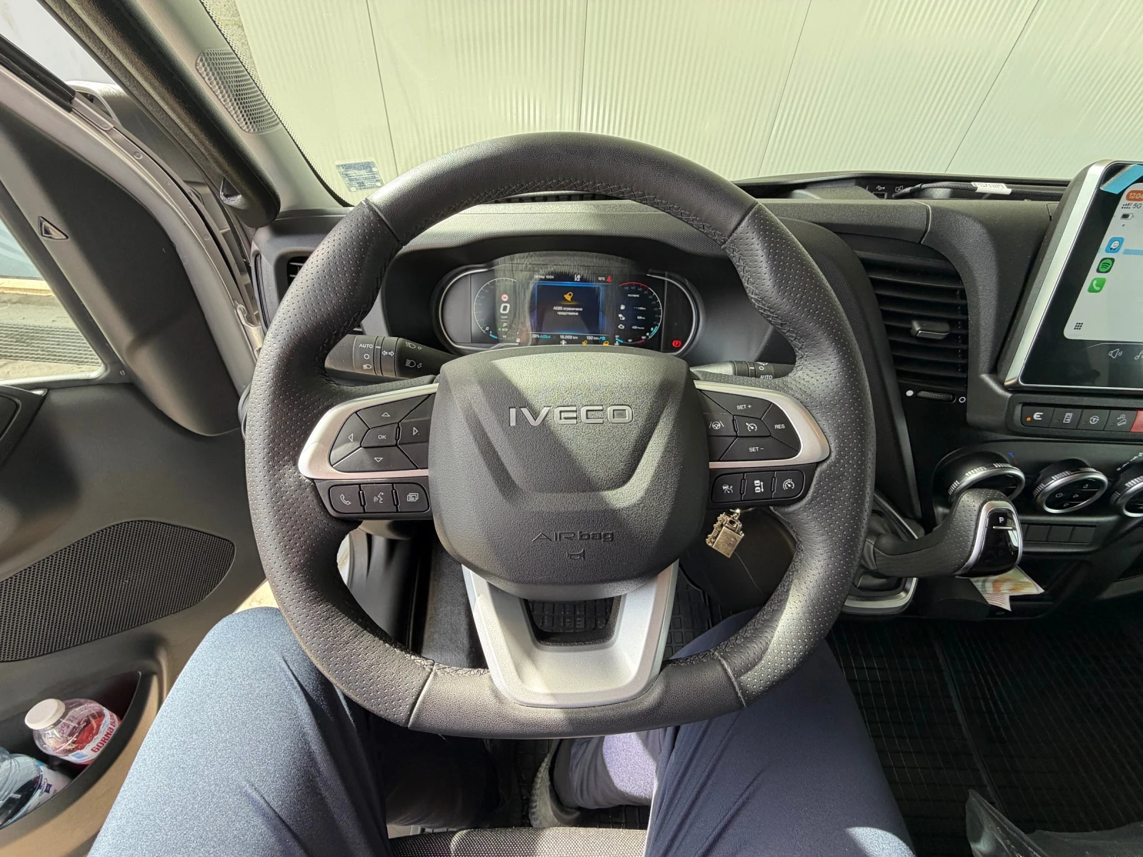 Iveco Daily 35-180, снимка 11 - Бусове и автобуси - 55449214