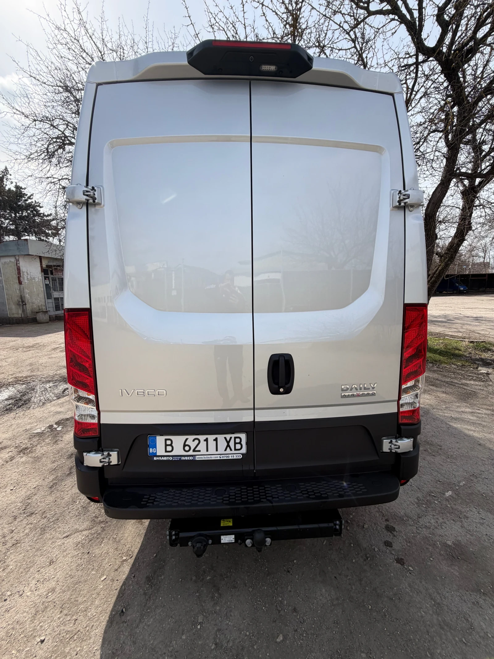 Iveco Daily 35-180, снимка 4 - Бусове и автобуси - 55449214