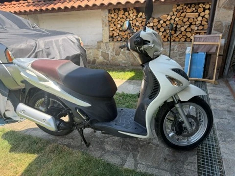 Suzuki Sixteen | Mobile.bg � ����������� 2