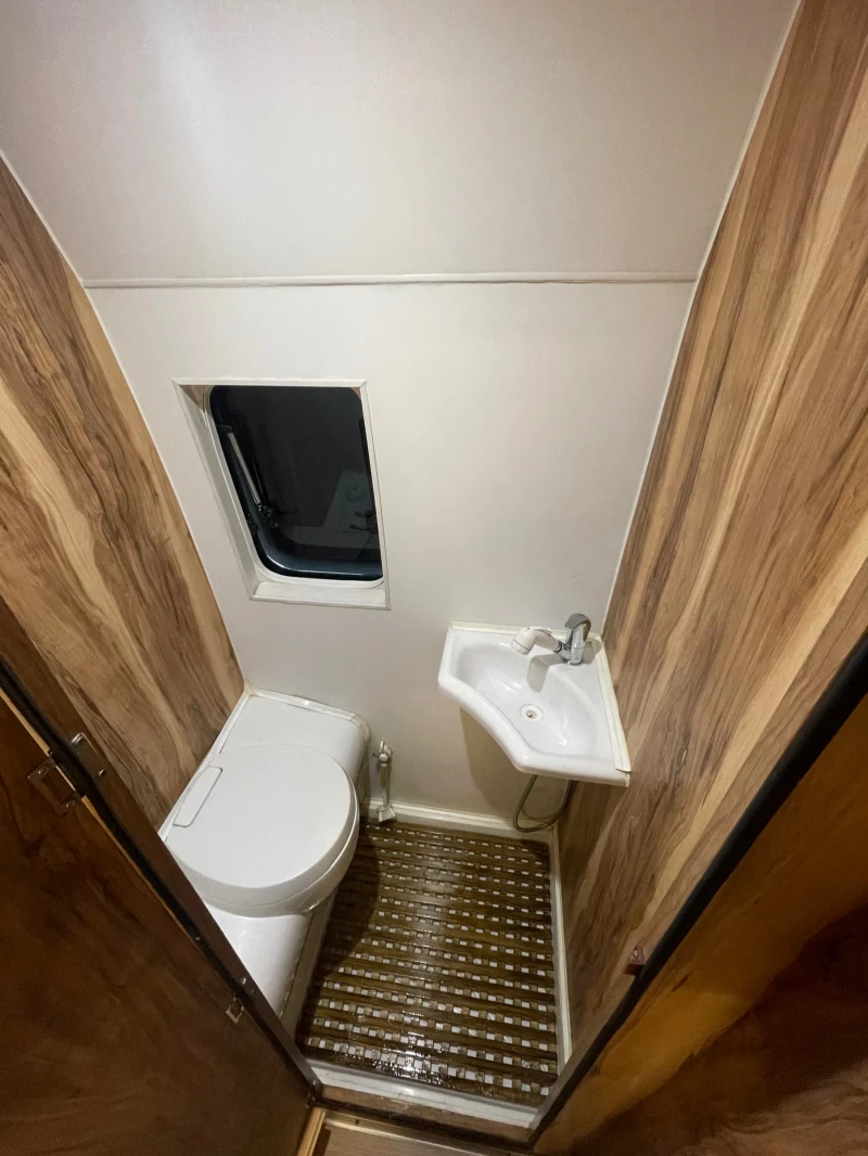 Кемпер Peugeot Boxer, снимка 8 - Каравани и кемпери - 52356775