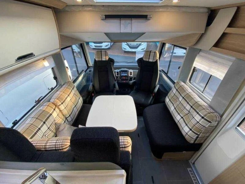 ������ Niesmann Bischoff Arto 77E | Mobile.bg � ����������� 4