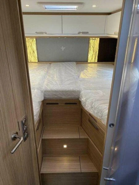 ������ Niesmann Bischoff Arto 77E | Mobile.bg � ����������� 10