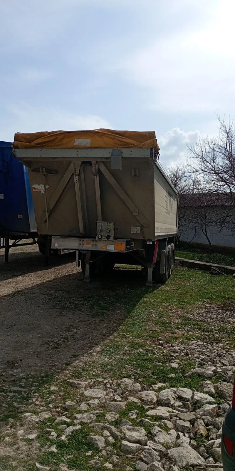 Полуремарке Benalu SAS, снимка 2 - Ремаркета - 53894665