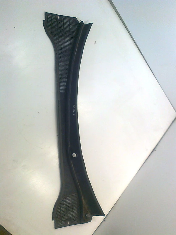 кора под предни чистачки за Рено Клио 1,2 16v