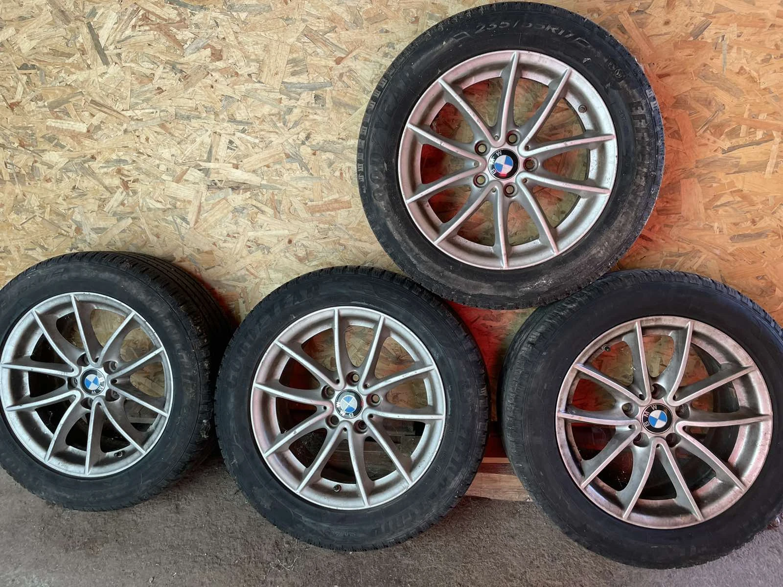 Гуми с джанти Goodyear 235/55R17