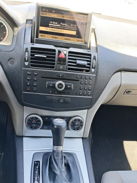 Mercedes-Benz C 220, снимка 12