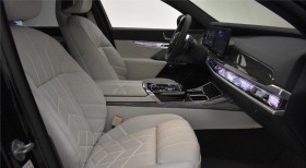 BMW 750 e/xDrive/M-SPORT/PLUG-IN/THEATRE SCREEN/ICONIC GLO | Mobile.bg   8
