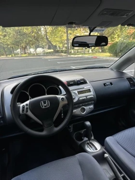 Honda Jazz 14 автоматик, снимка 10