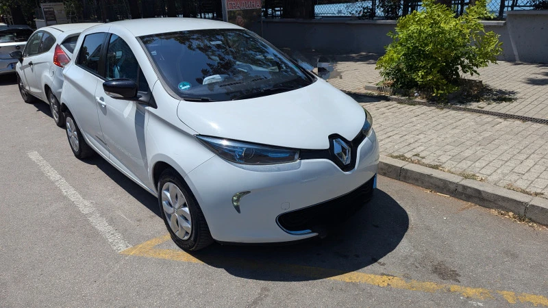 Renault Zoe, снимка 1 - Автомобили и джипове - 47564124