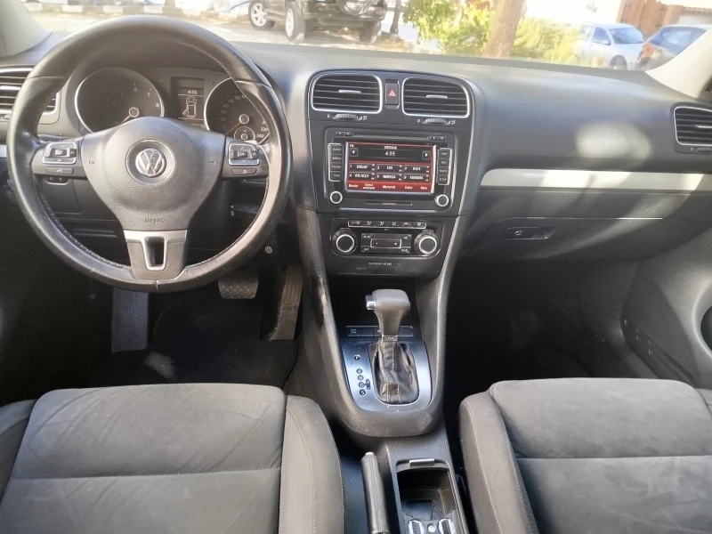 VW Golf 1.4 TSI, снимка 10 - Автомобили и джипове - 47360839