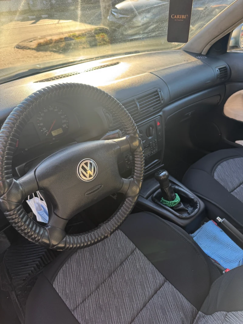 VW Passat 1.9 DIESEL, снимка 10 - Автомобили и джипове - 48403074