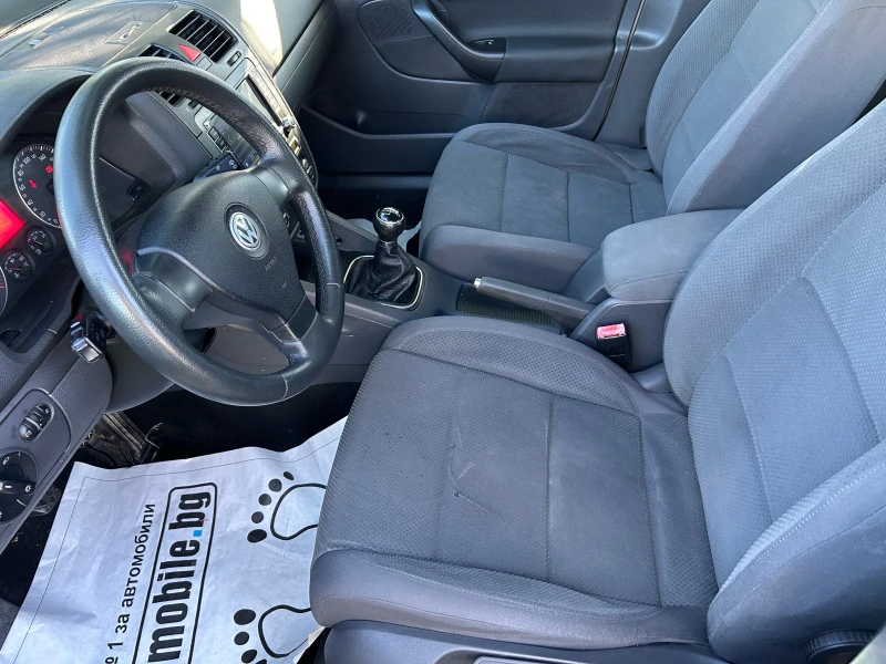 VW Golf 1.9 TDI 6 СКОРОСТИ АВТОПИЛОТ НАВИГАЦИЯ, снимка 11 - Автомобили и джипове - 50730593
