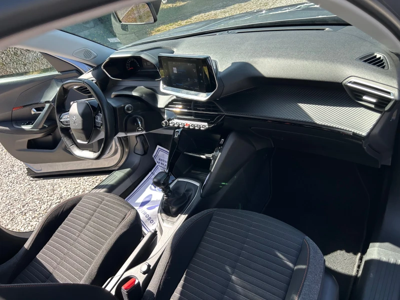 Peugeot 2008 1.5CDTI EURO6D, снимка 11 - Автомобили и джипове - 51594642