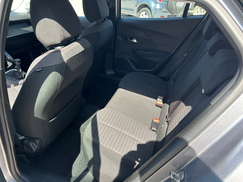 Peugeot 2008 1.5CDTI EURO6D, снимка 15 - Автомобили и джипове - 51594642