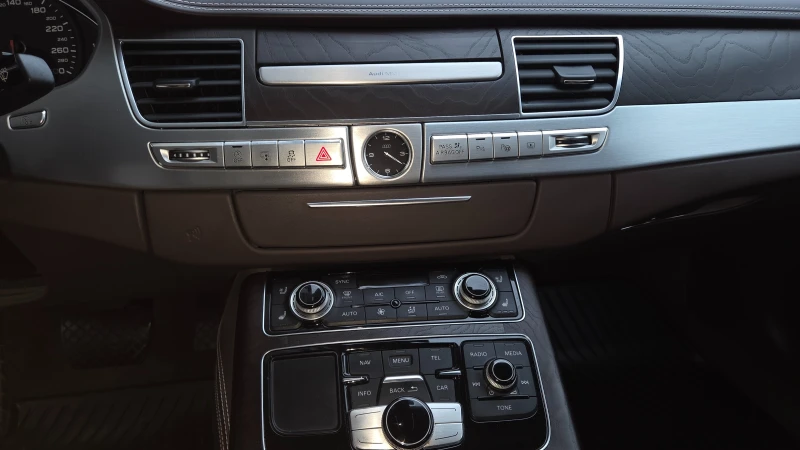 Audi A8 Matrix/quattro/Head up, снимка 14 - Автомобили и джипове - 52335045