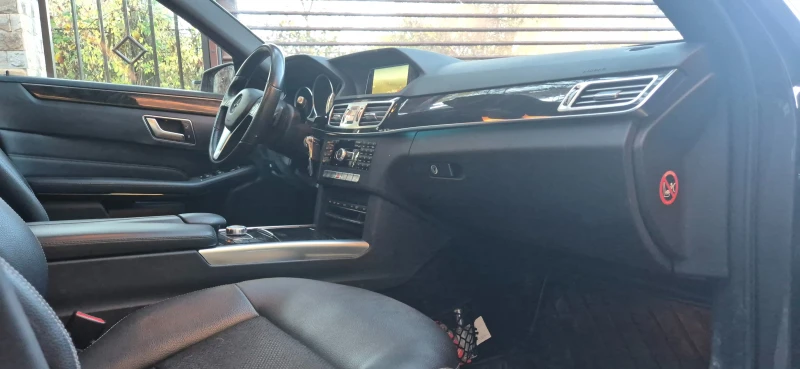 Mercedes-Benz E 350, снимка 8 - Автомобили и джипове - 52498284