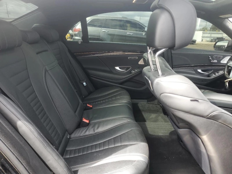Mercedes-Benz S 560 4MATIC* DISTRONIC* MULTIBEAM* BURMESTER* PANO*  , снимка 10 - Автомобили и джипове - 52695364