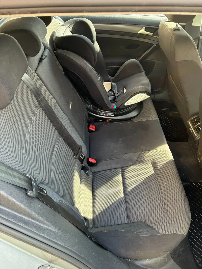 VW Golf Comfortline BMT, 7DSG, снимка 16 - Автомобили и джипове - 53096177