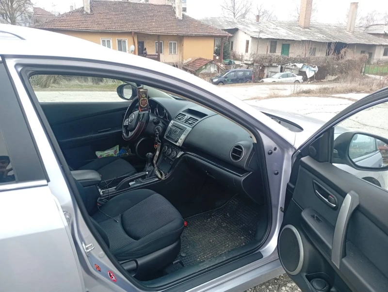 Mazda 6 1.8I gaz, снимка 6 - Автомобили и джипове - 53142079