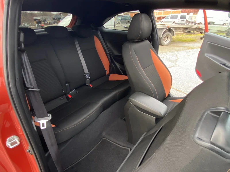 Hyundai I20 1.4 Panorama, Navi, Camera, снимка 10 - Автомобили и джипове - 53289228