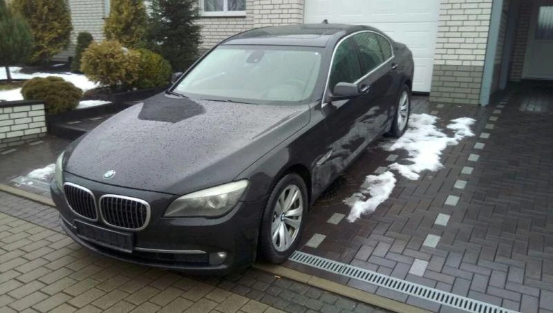 BMW 740 4.0d 5.0 i, снимка 2 - Автомобили и джипове - 21208691