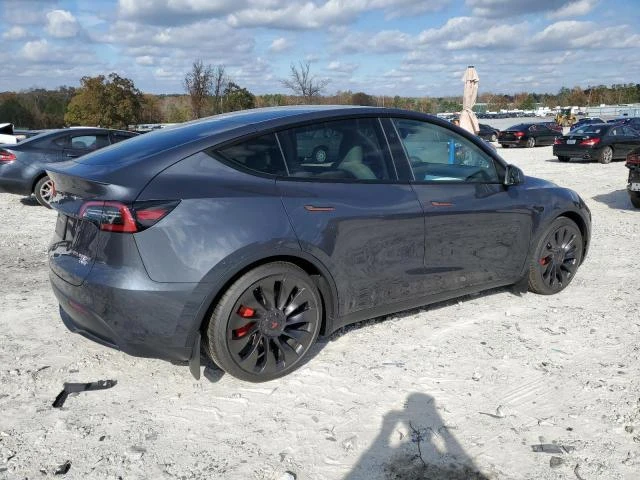 Tesla Model Y СЕРВИЗНА ИСТОРИЯ, снимка 3 - Автомобили и джипове - 48970281