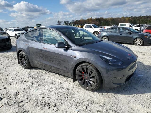 Tesla Model Y СЕРВИЗНА ИСТОРИЯ, снимка 4 - Автомобили и джипове - 48970281