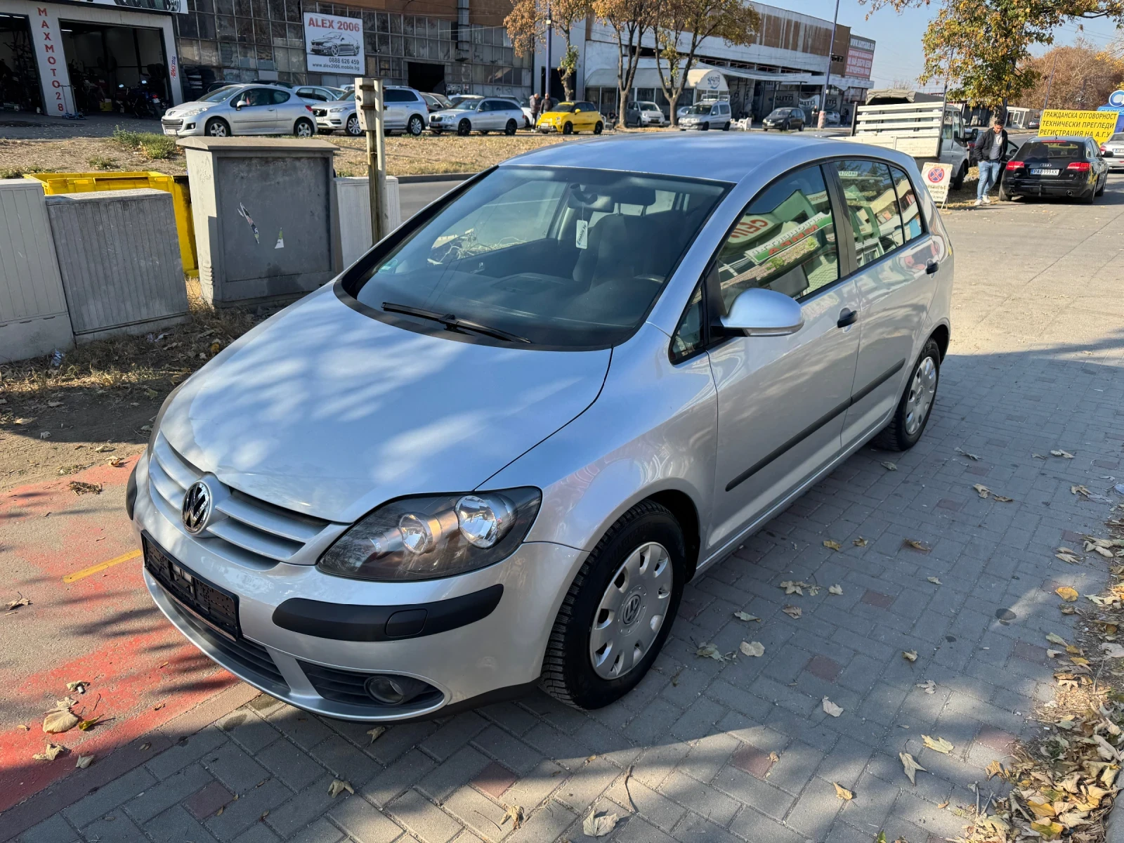 VW Golf Plus 1.9 TDI 105k.s - изображение 3