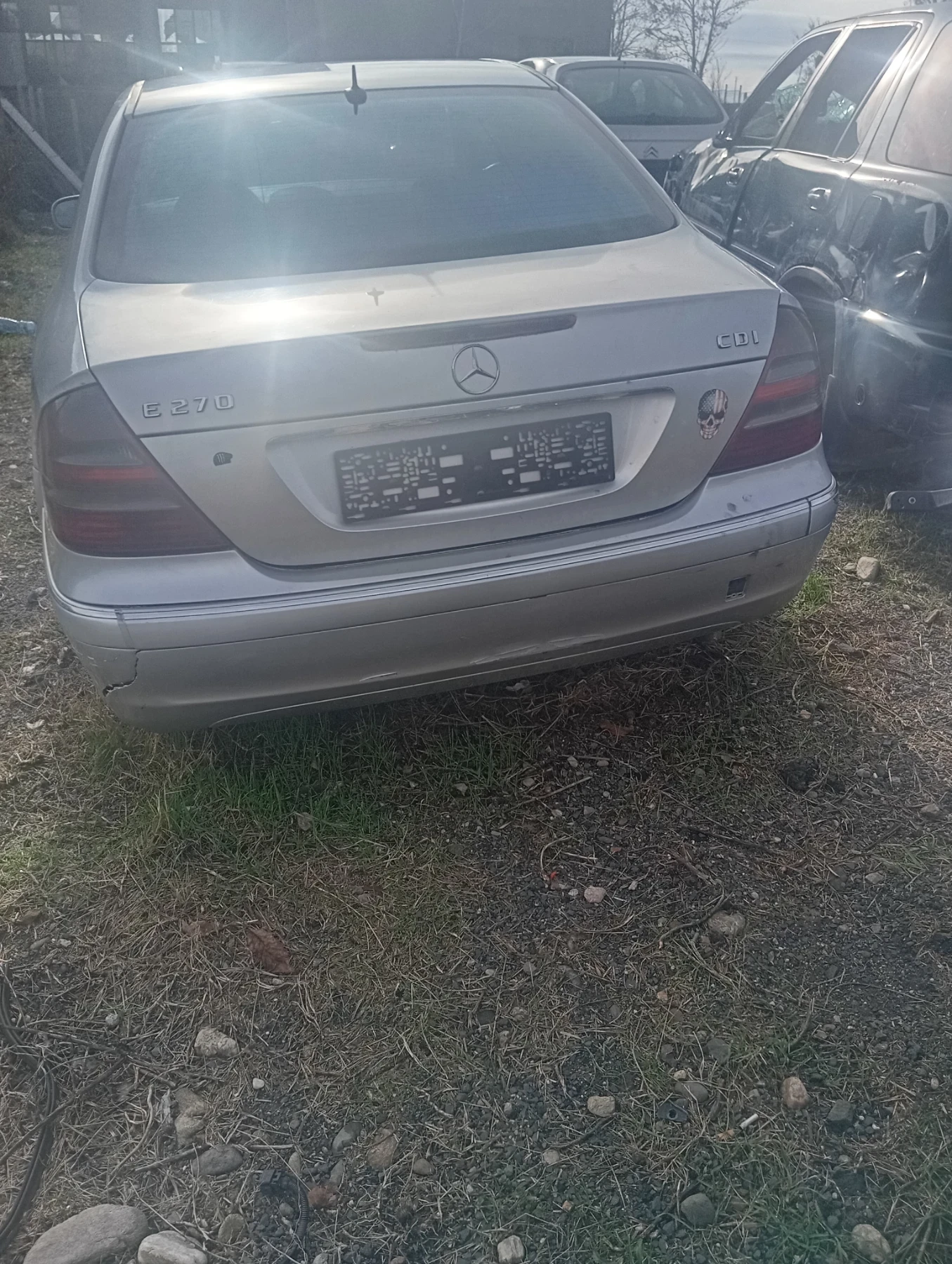 Mercedes-Benz E 270  - изображение 3