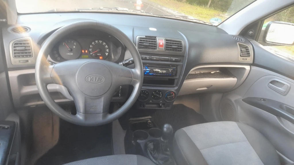 Kia Picanto 1.1 Бензин - изображение 8