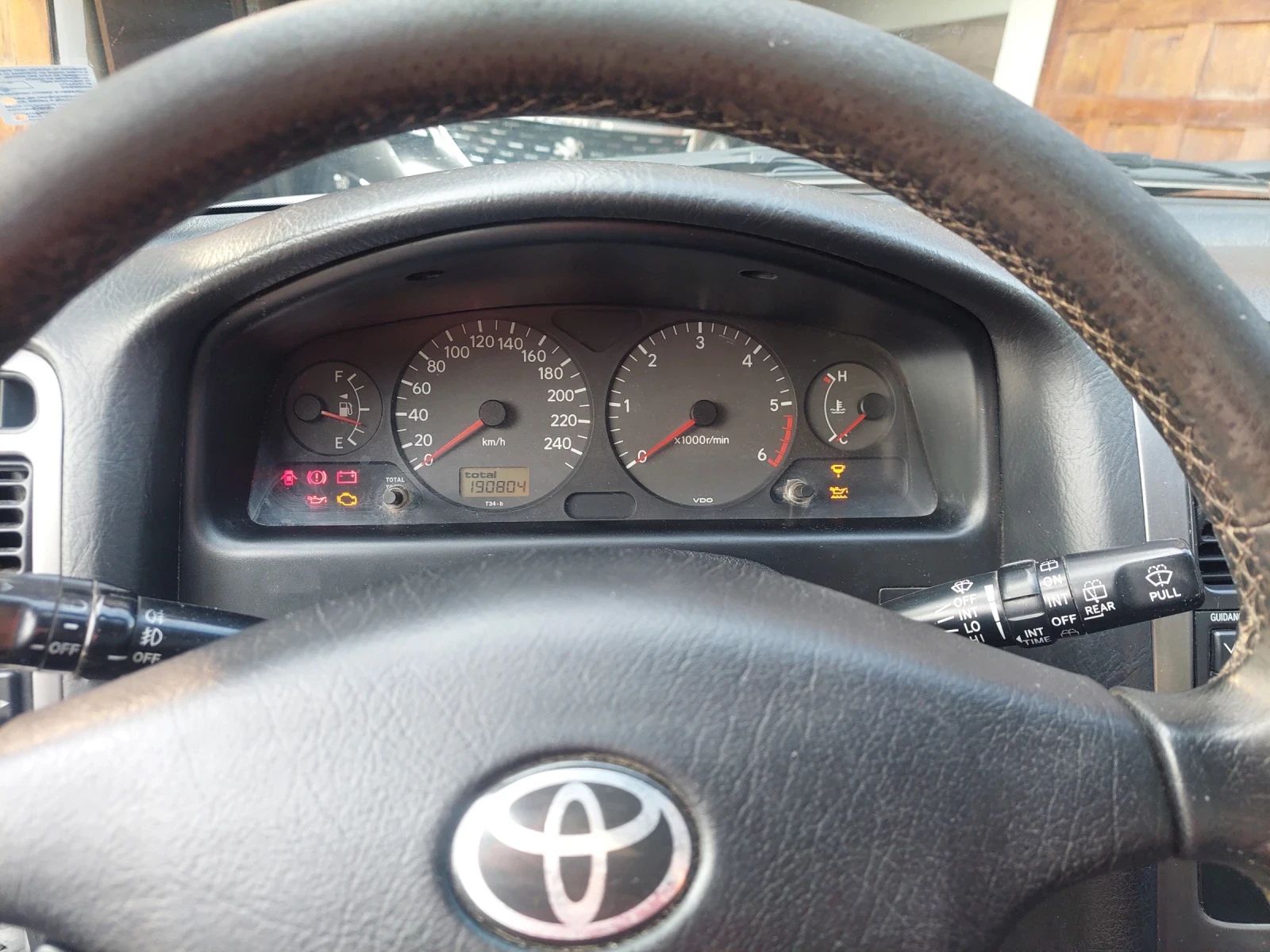 Toyota Avensis  - изображение 10