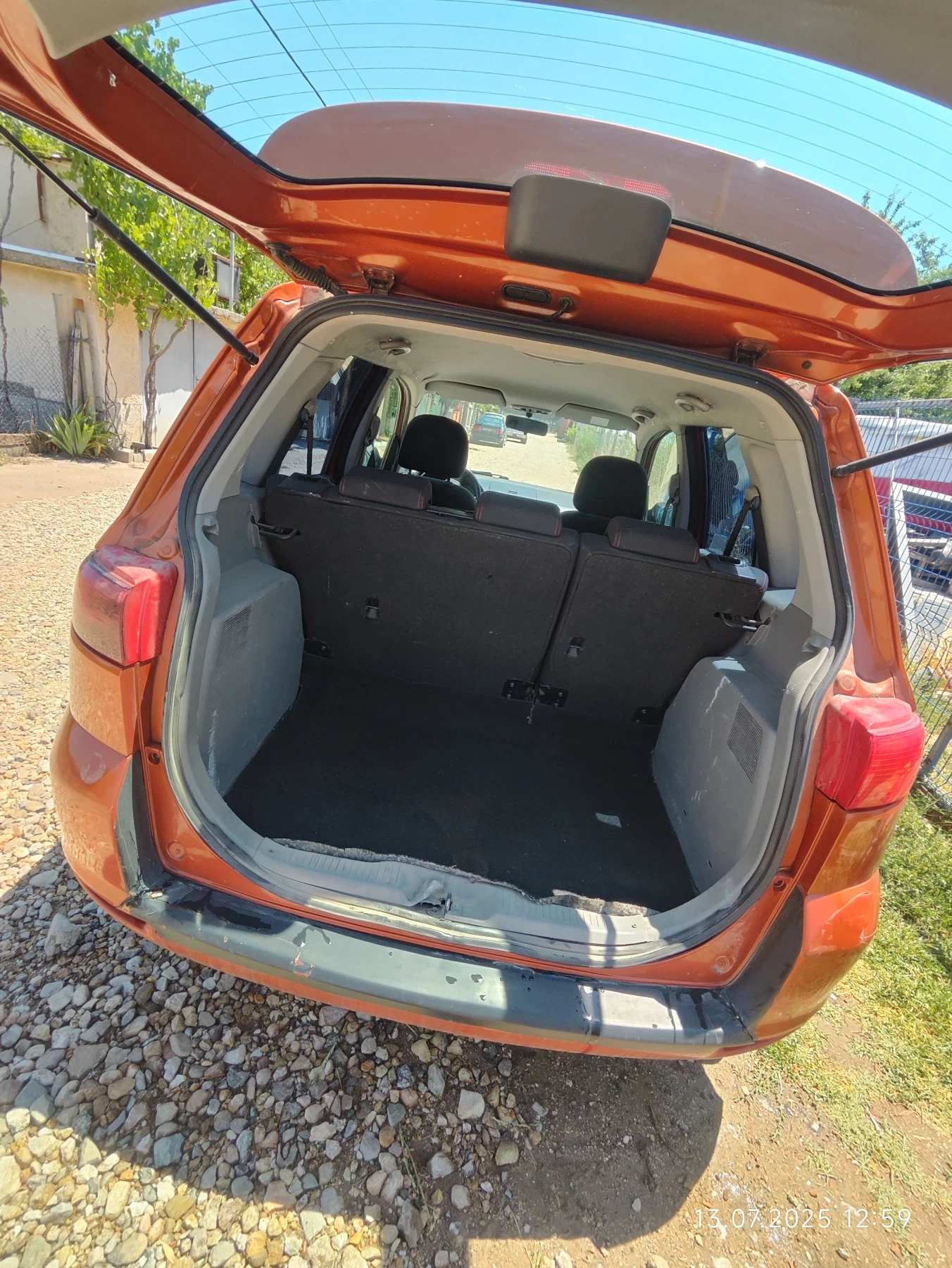 Mazda 2  - изображение 9