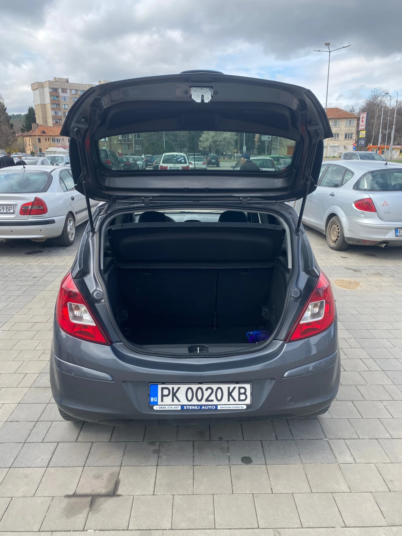 Opel Corsa 1.3i | Mobile.bg   13