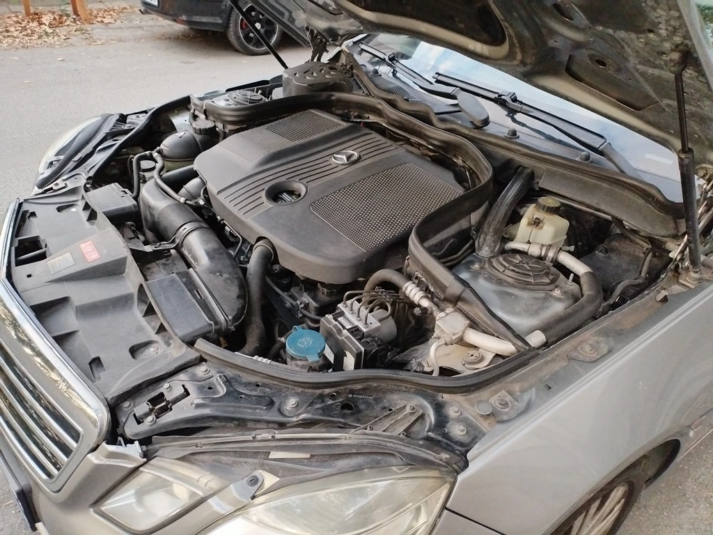 Mercedes-Benz E 200 | Mobile.bg — изображение 12