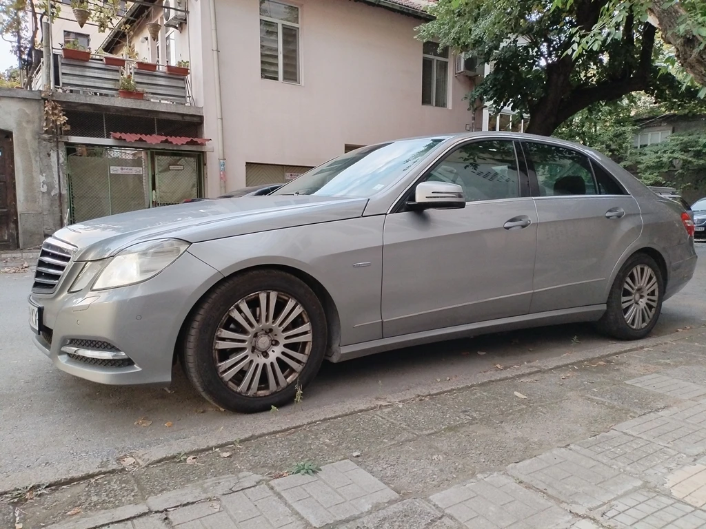 Mercedes-Benz E 200 | Mobile.bg — изображение 1