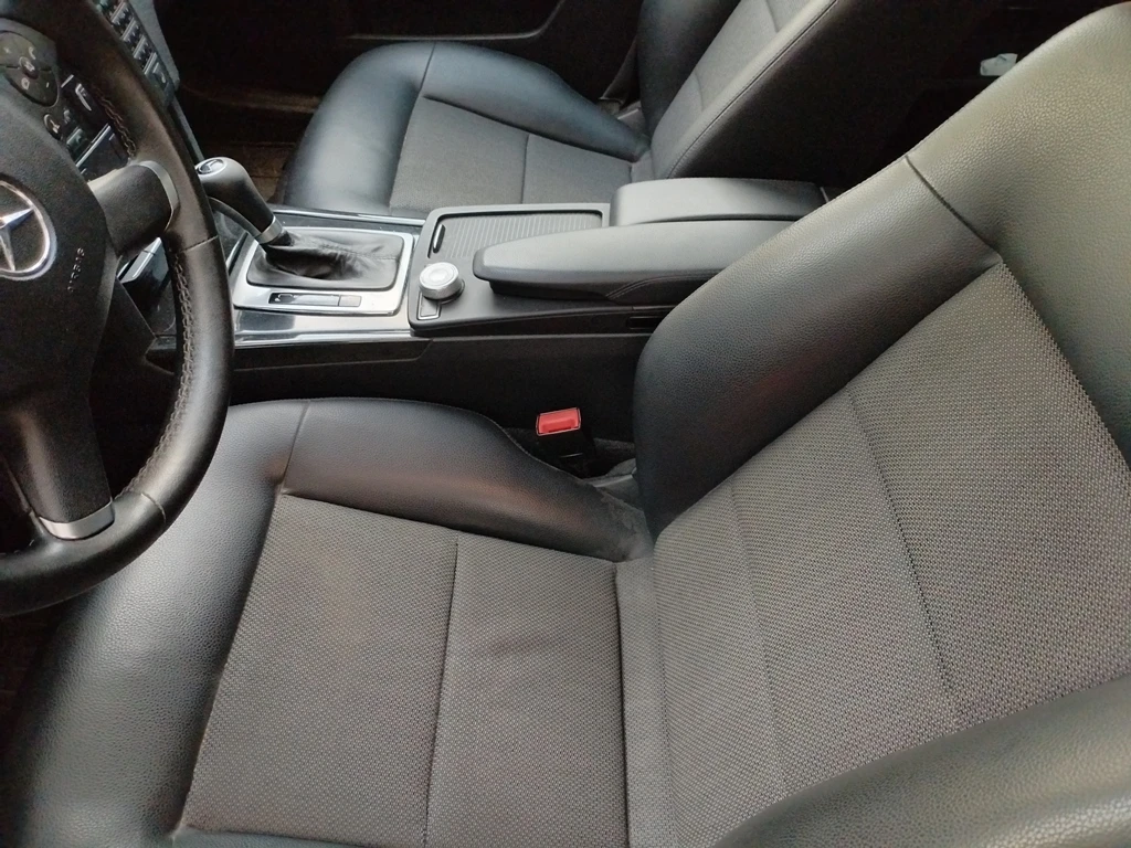 Mercedes-Benz E 200  - изображение 9