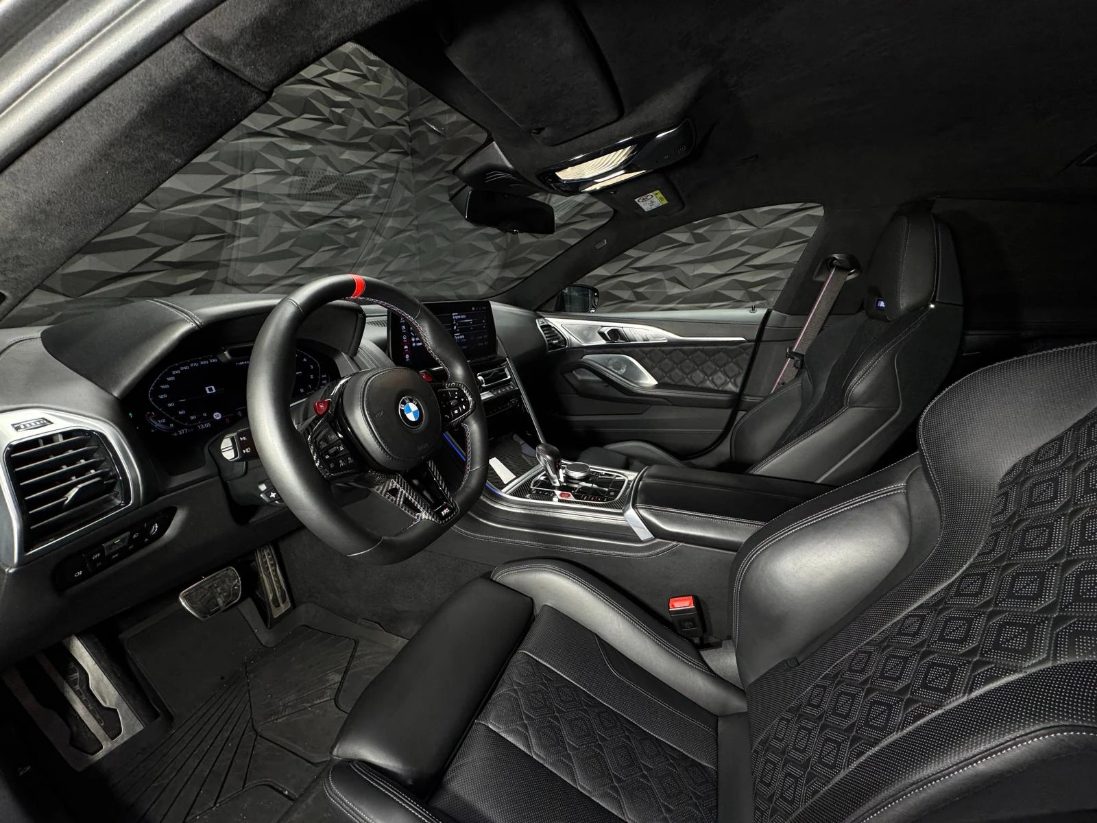 BMW M8 Competition* Facelift* Akrapovic* B&W* HuD 950HP - изображение 7