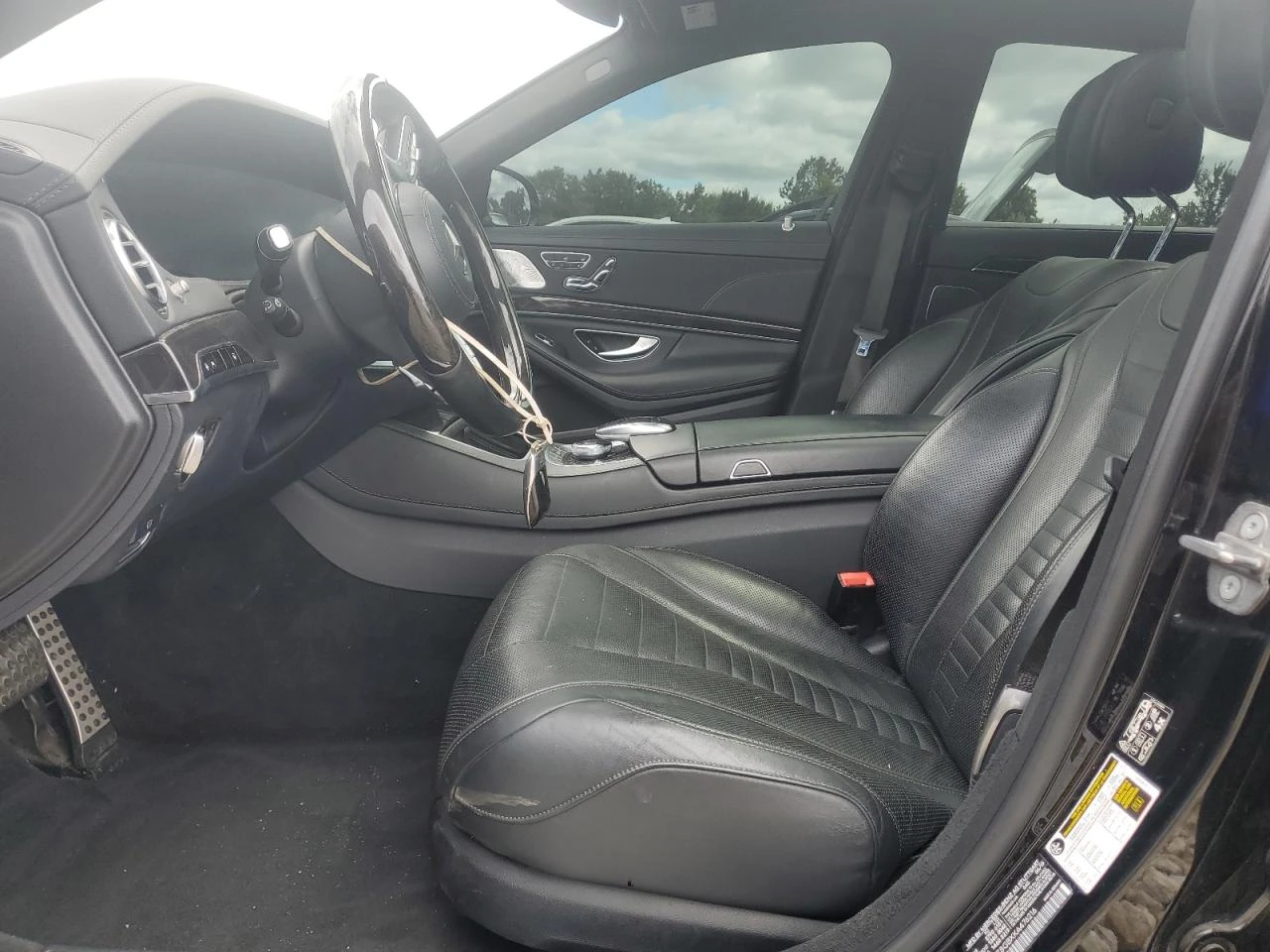 Mercedes-Benz S 560 4MATIC* DISTRONIC* MULTIBEAM* BURMESTER* PANO*   - изображение 7