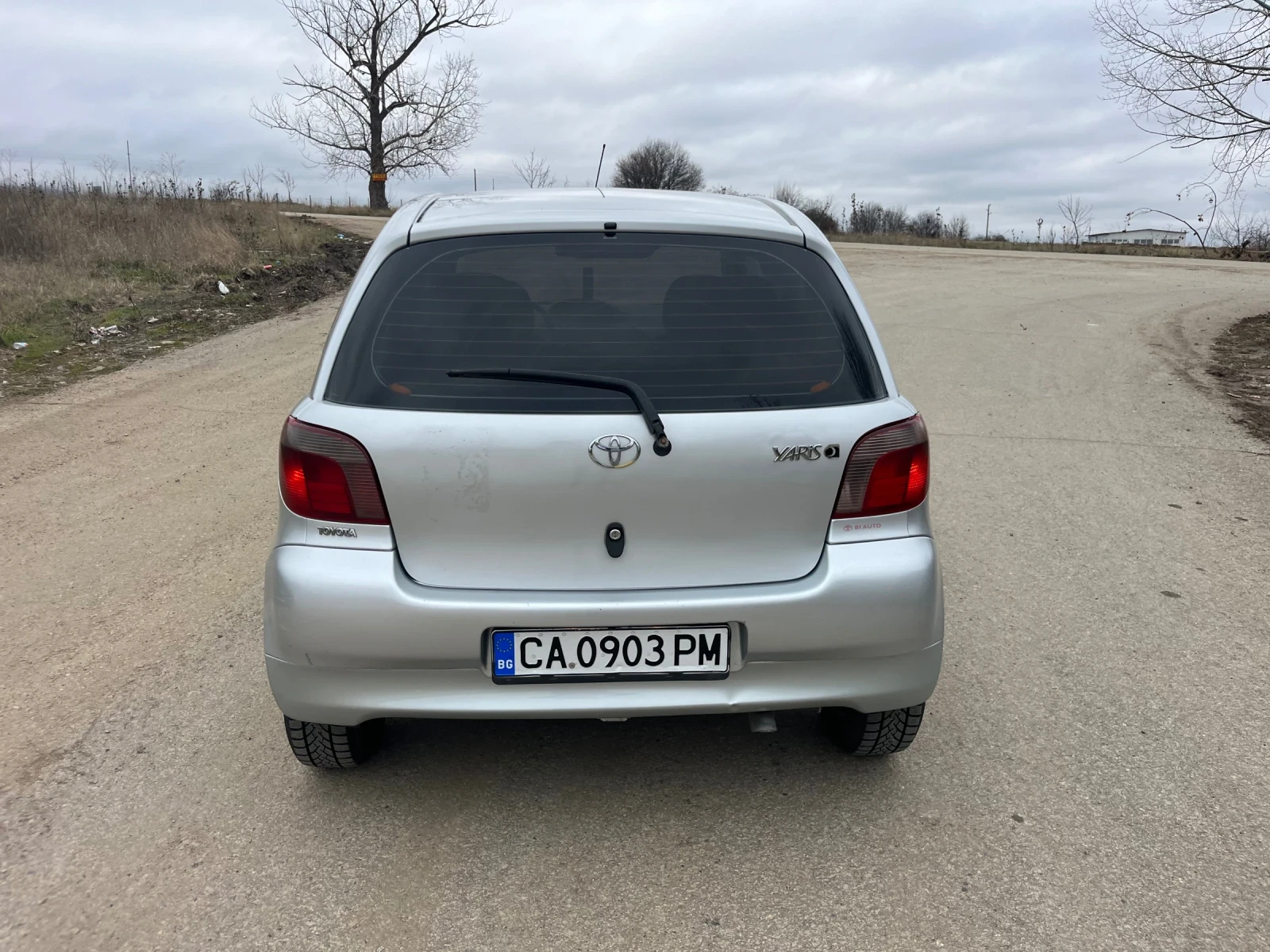 Toyota Yaris 1, 3vvt-I газ/бензин - изображение 4
