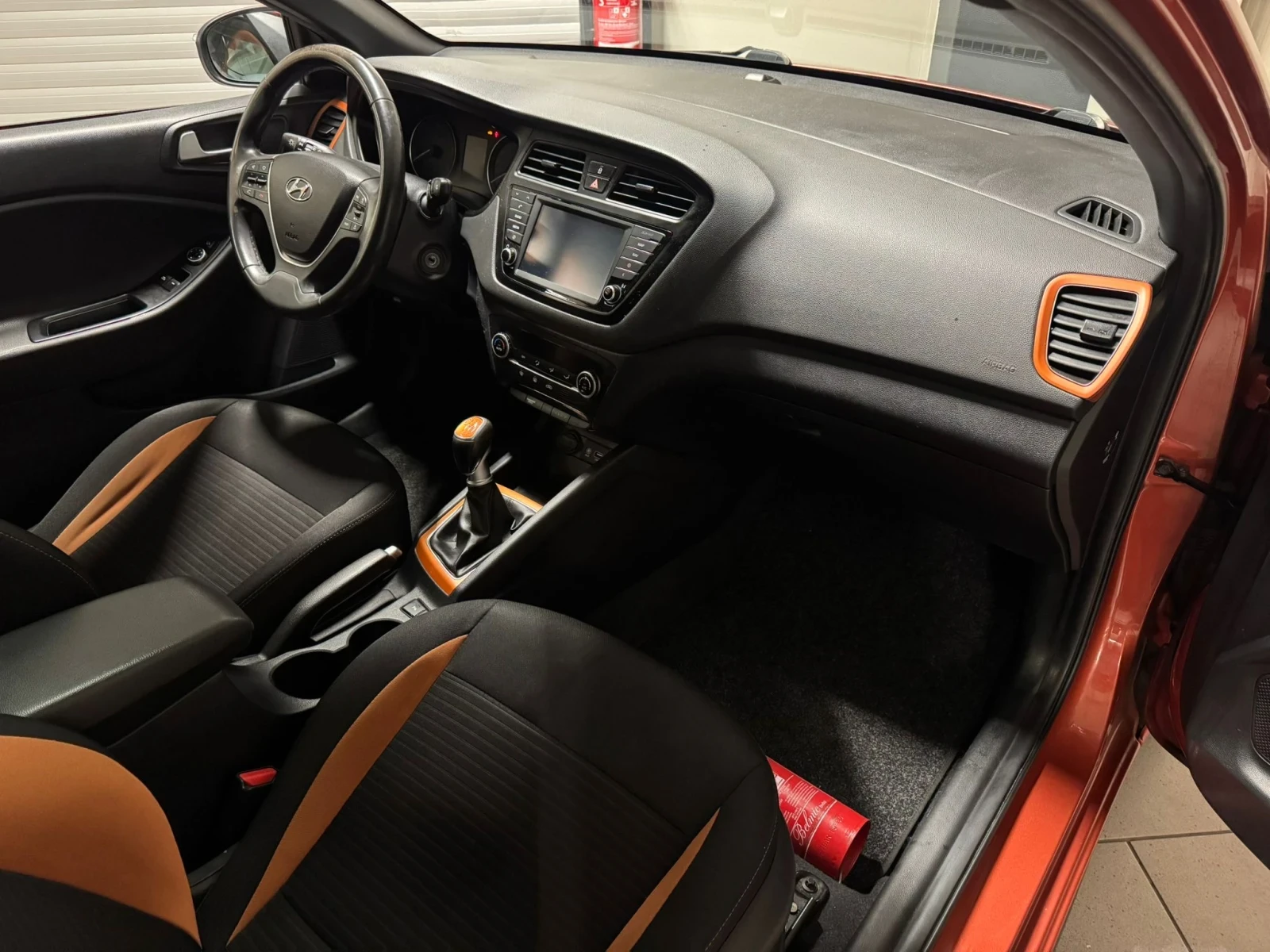 Hyundai I20 1.4 Panorama, Navi, Camera | Mobile.bg � ����������� 12